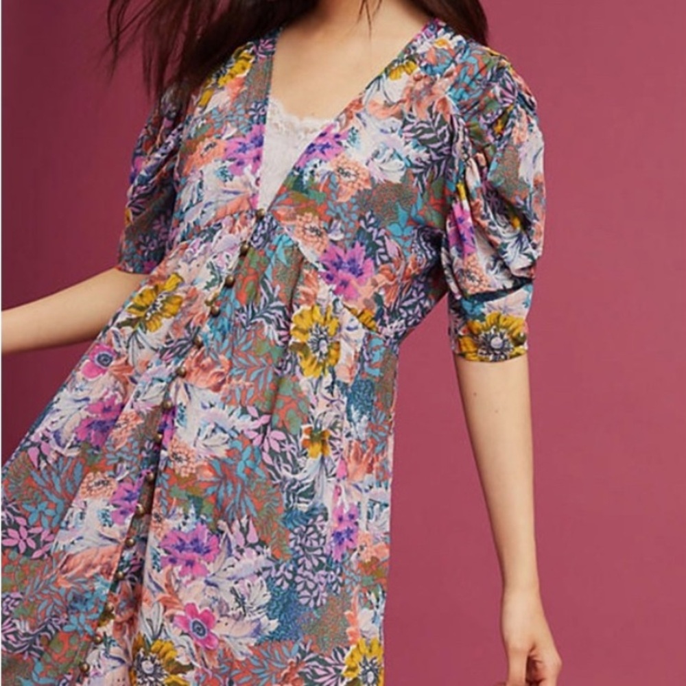 Akemi + Kin Boho Floral Flowy Valencia Midi Dress Size Small